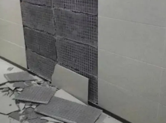 察布查尔锡伯瓷砖空鼓维修公司分享下察布查尔锡伯墙砖松动维修的知识
